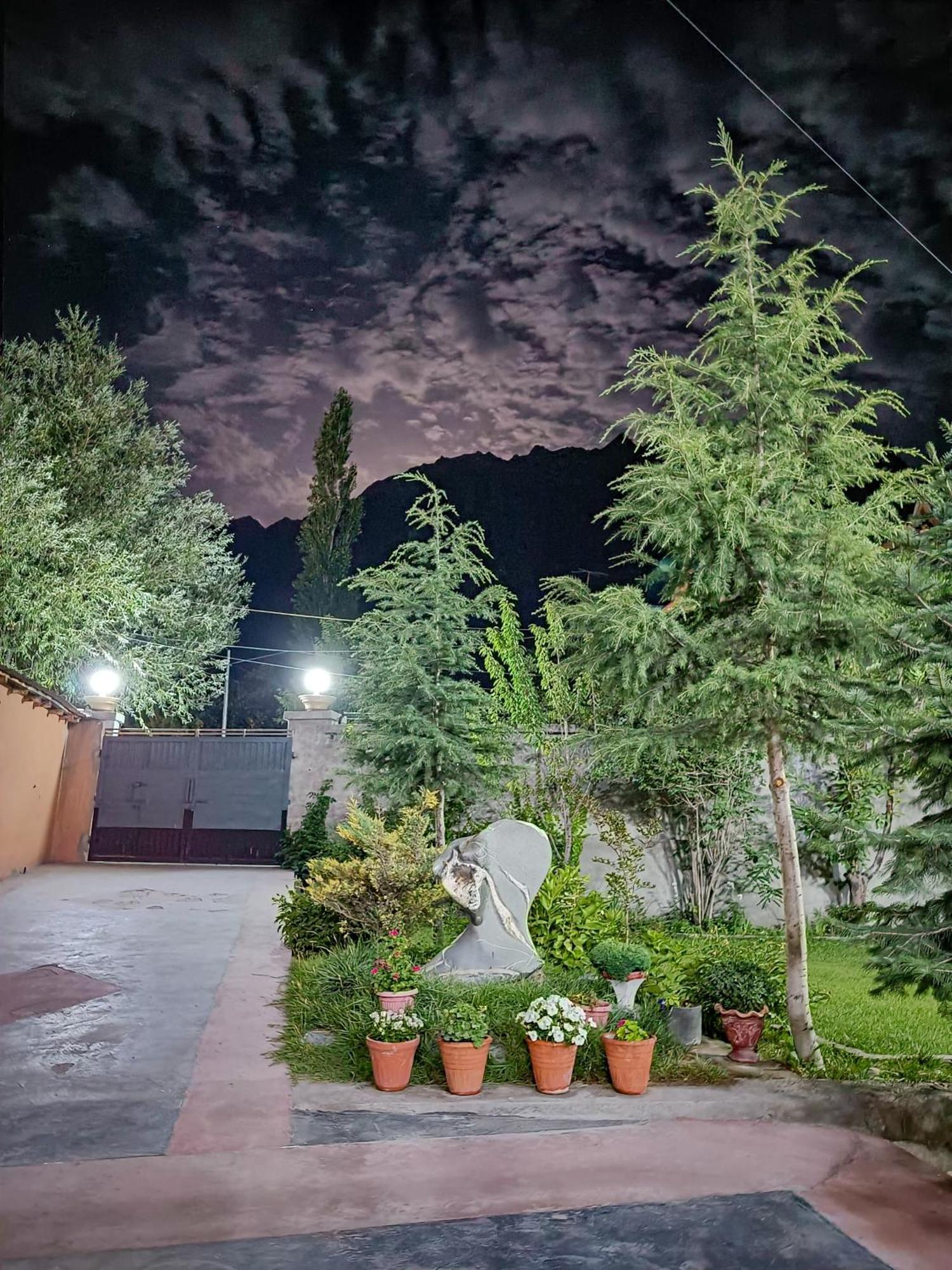 Taaj Residence Skardu Ngoại thất bức ảnh